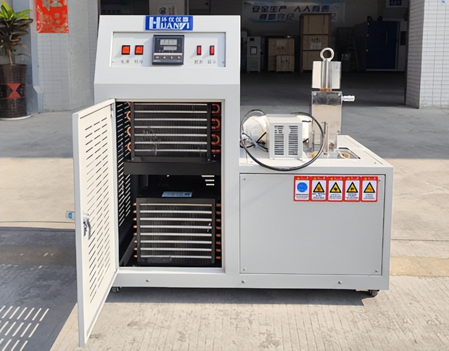 熱塑橡膠低溫脆化檢測儀用于丁腈橡膠低溫脆性的研究(圖1) 熱塑橡膠低溫脆化檢測儀用于丁腈橡膠低溫脆性的研究(圖1)